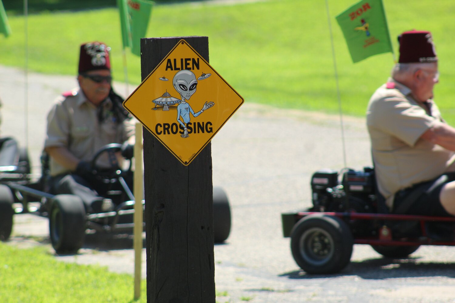 Galaxy unites for historic UFO days - Pierce County Journal